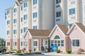 Гостиница Microtel Inn & Suites by Wyndham Harrisonburg  Харризонберг